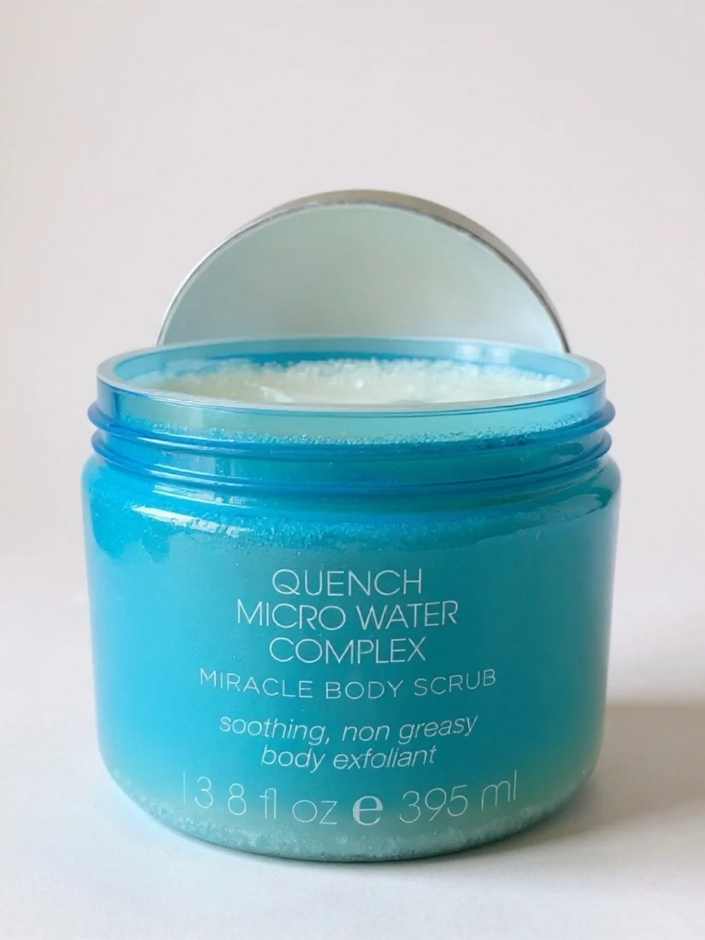 Quench Micro Water Complex Miracle Body Scrub 13.8 fl oz New in box!